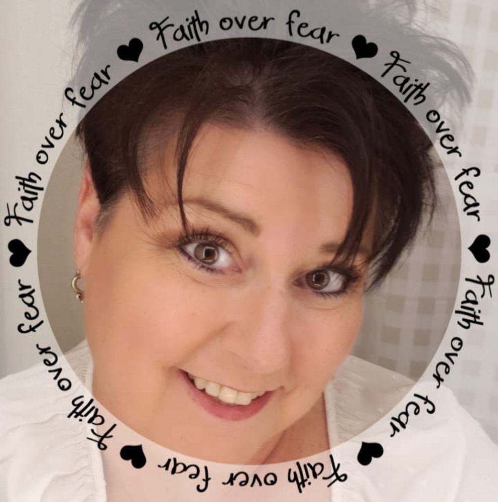 Meet your Posher, Kelli